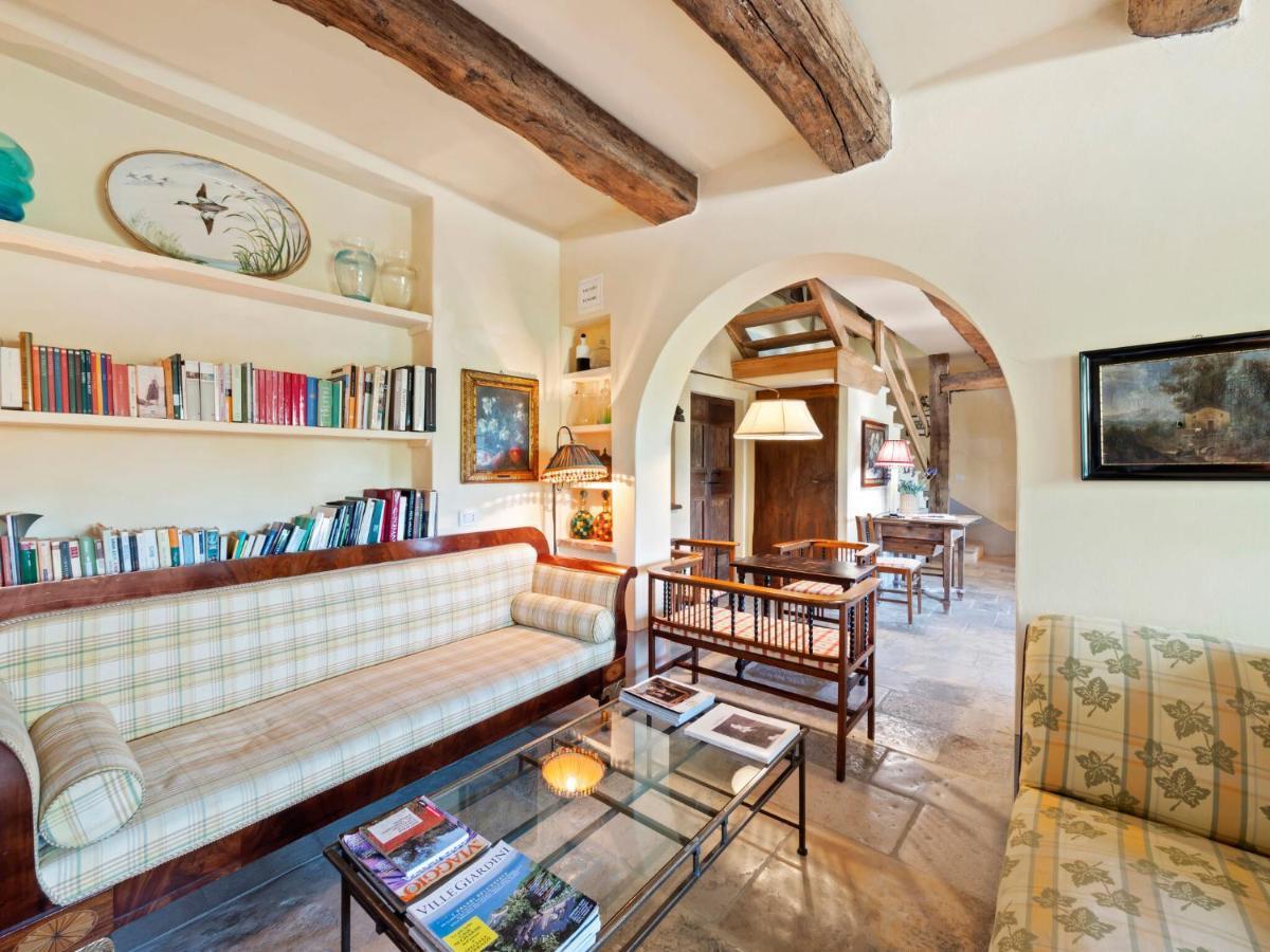 Belvilla By Oyo Locanda Le Querce Frontino Exterior foto